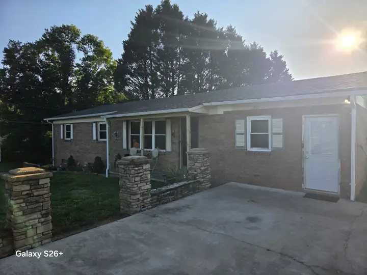 Granite Falls Gutter Replacement Extra Angle